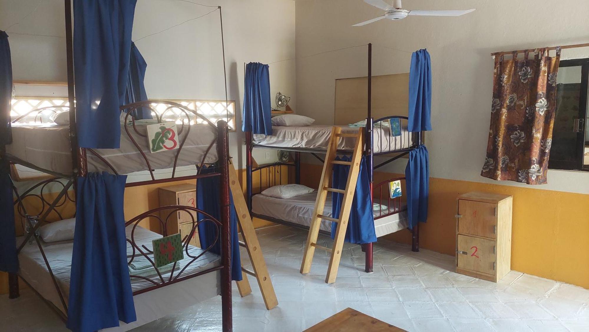 Tower Bridge Hostel 埃斯孔迪多港 外观 照片
