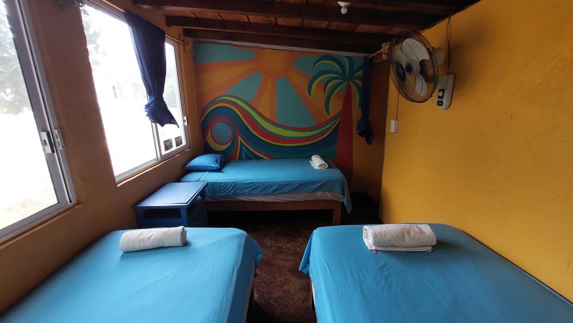 Tower Bridge Hostel 埃斯孔迪多港 外观 照片